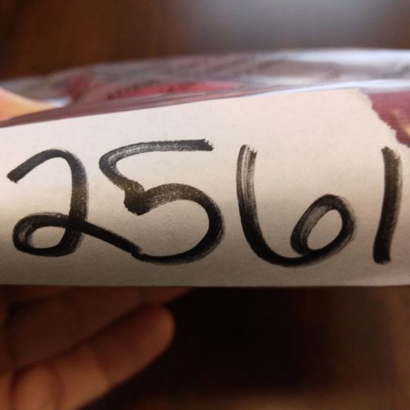 Cleveland Cavaliers basketball Under Armour tshirt mens M Medium red yellow NBA - Picture 10 of 10